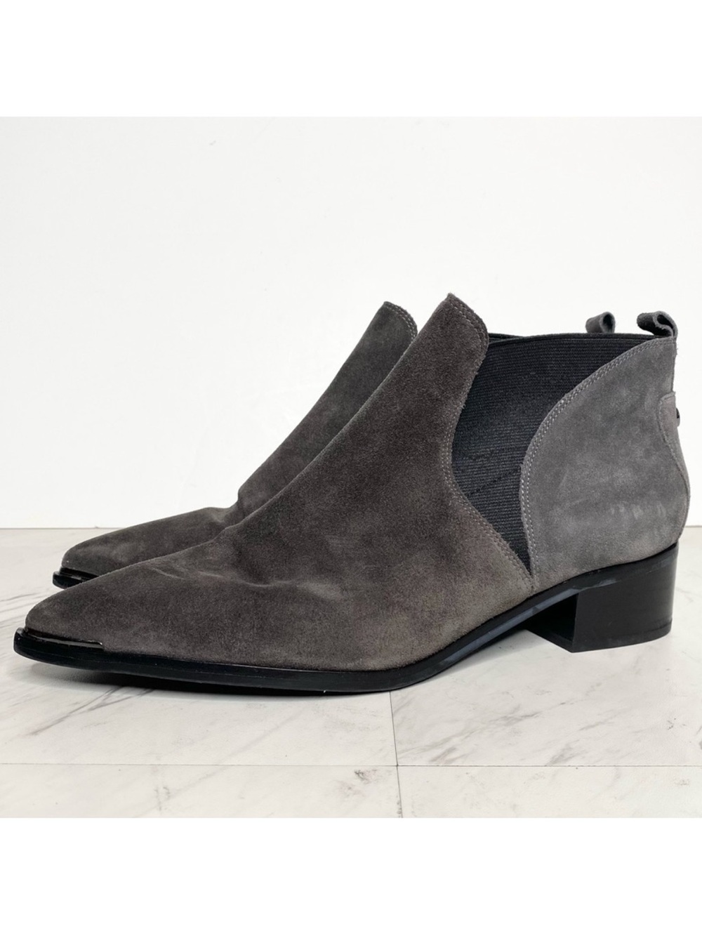 Marc Fisher Yellin Gray Suede Chelsea Bootie 11M